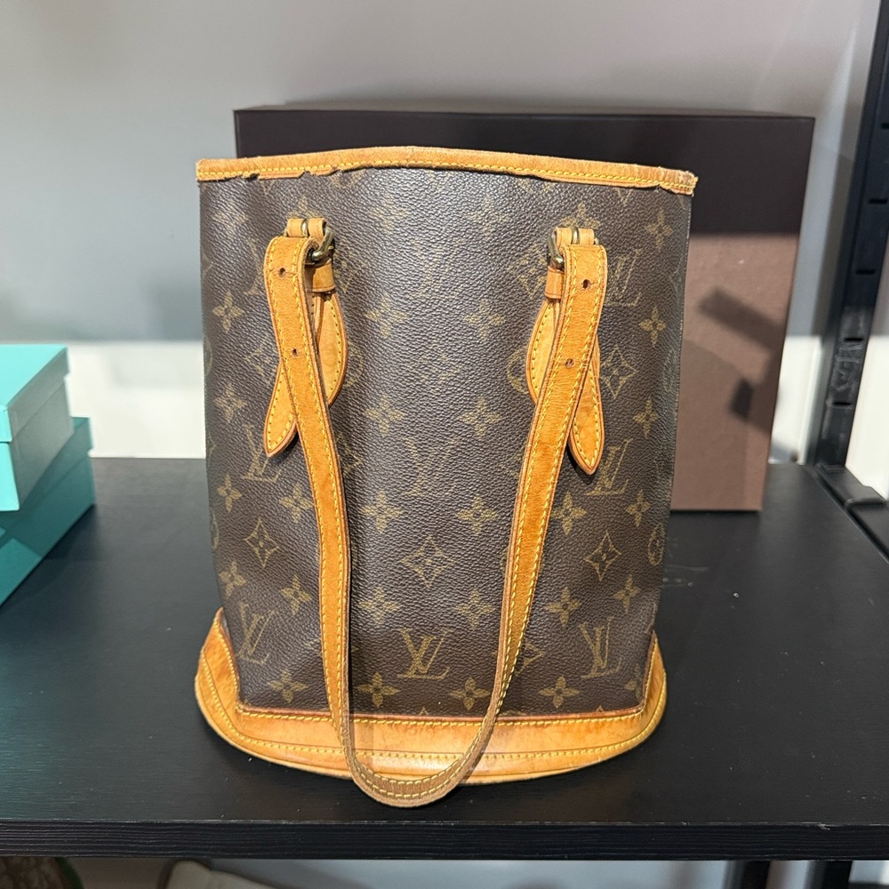 Louis Vuitton monogram Marias bucket